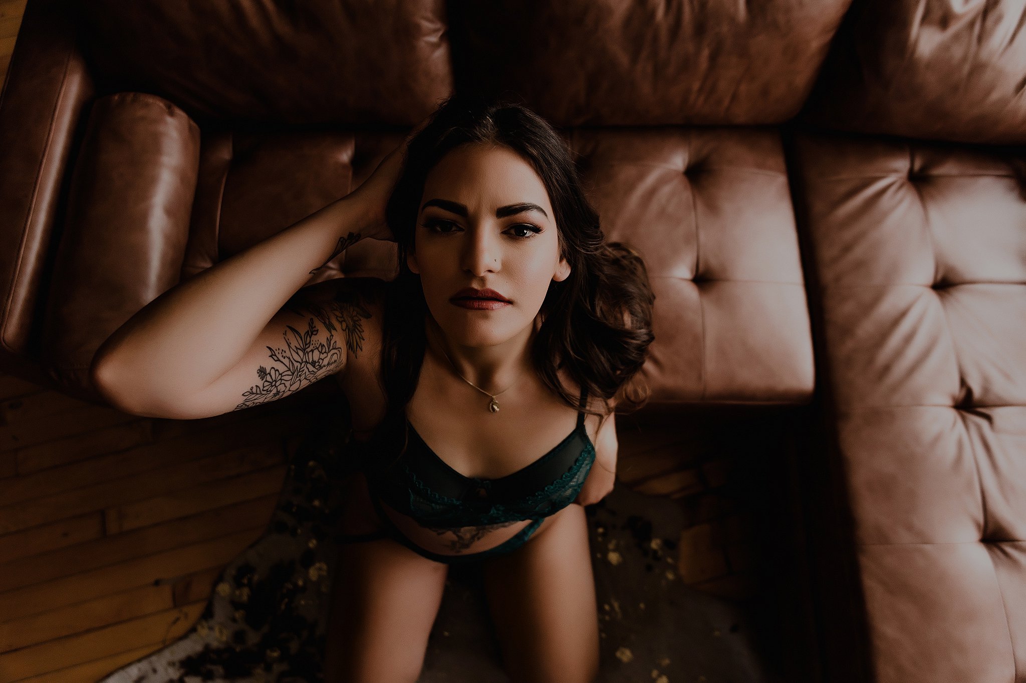 FAQs Uncovered: Managing Nervousness for Boudoir Success
